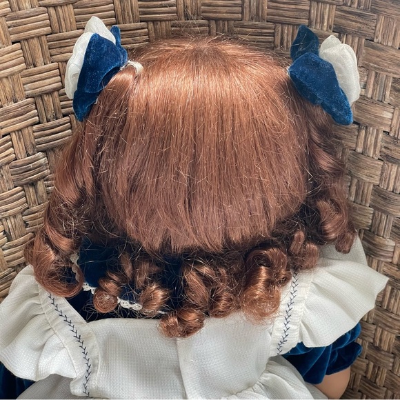 William Tung 2002 Collectible Doll From Tuss Curly Red Hair - Picture 8 of 13